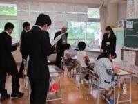 筆甫小学校の５、６年生研究授業