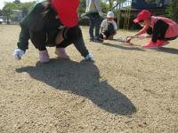 金山小学校の除草朝会